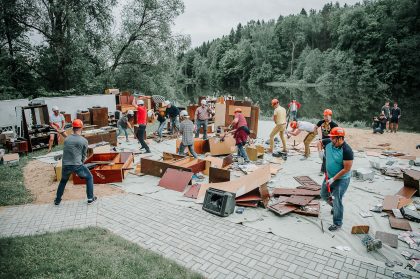 Men Working Outdoors, Event Preparation – Corporate Event Photography