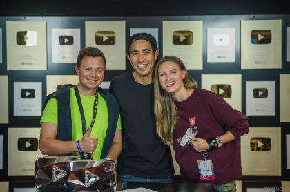 Man in Yellow Shirt – Conference Photography