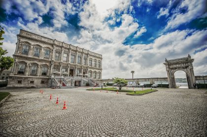Building Facade, Garden – Architectural Exterior Photography