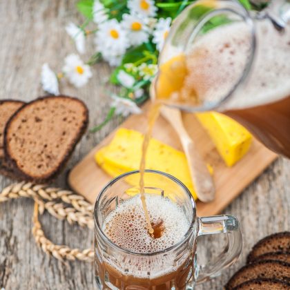 Wood, Yellow Grain – Editorial Food Image