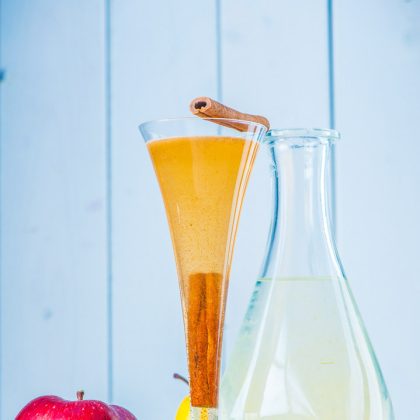 Red Apples on Green Background, Food Photography – Editorial Food Image