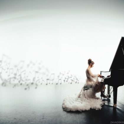 Musician Playing Piano, Black-and-White Portrait – Artist Photography Portfolio