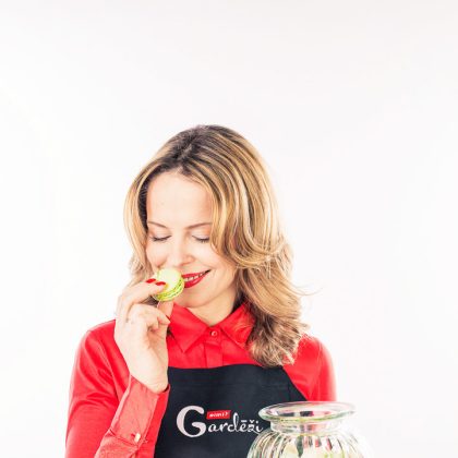 Portrait: Woman Smiling – Professional Portrait Photography