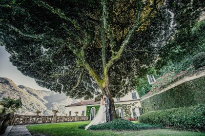 Wedding Photography, Garden – Romantic Wedding Image