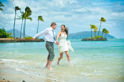 Wedding Photograph: Happy Couple in Nature – Wedding Photography Portfolio